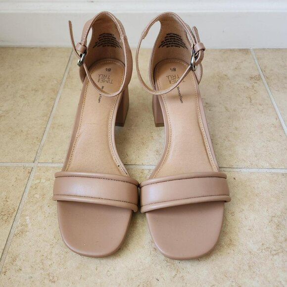 TIME AND TRU Neutral Tan block heel sandals Sz 8.8 Memory Foam Foot bed Comfy - Picture 6 of 12